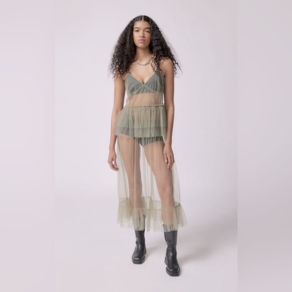 URBAN OUTFITTERS MESH MAXI NWOT